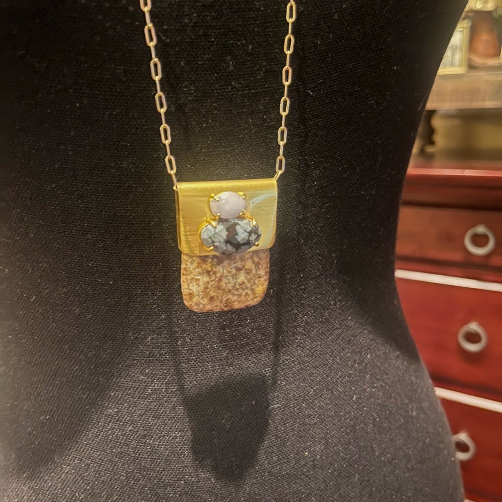 Anthropologie Gold and Stone Pendant Necklace - Picture 2 of 4